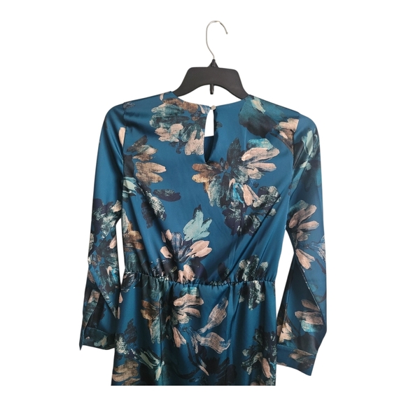 Calvin Klein Front-Knot Detail Long Sleeve Wrap Dress - Picture 5 of 13